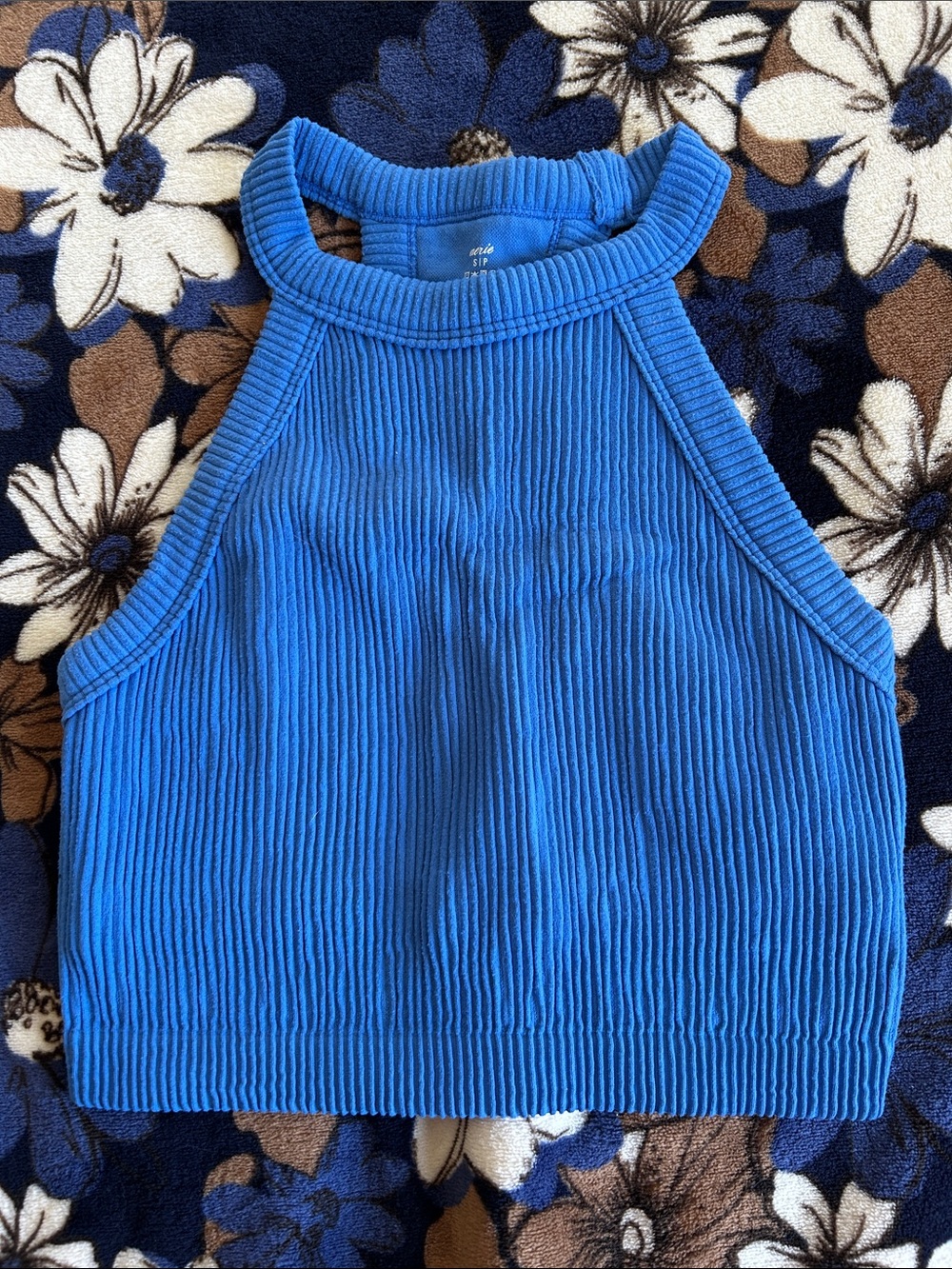 Aerie super chill seamless high neck bra/tank top